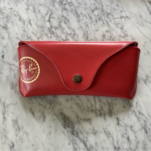 Ray Ban Aviatior Classic Sunglasses - Picture 6 of 8